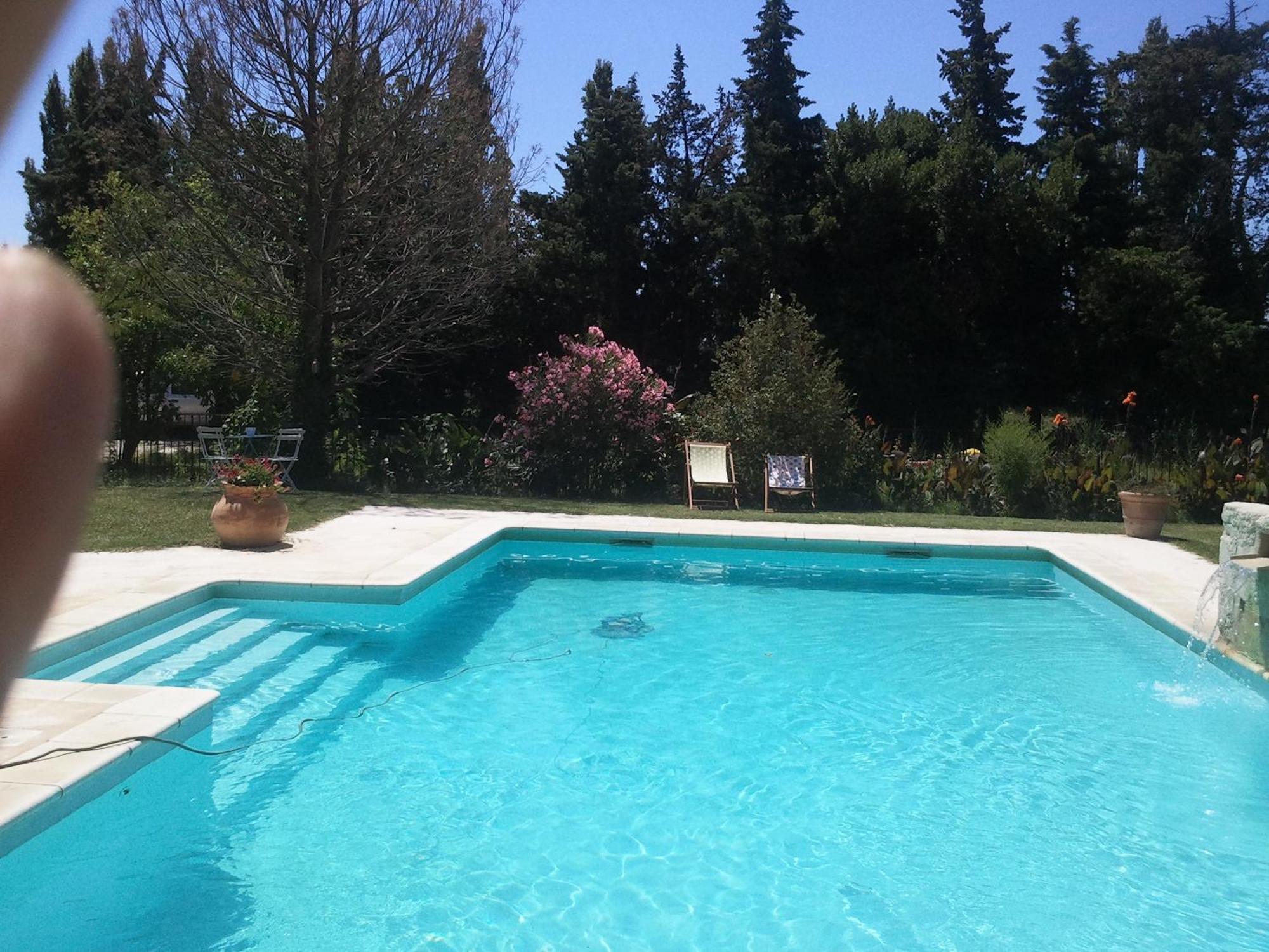 Hotel Mas De Rey Rognonas Zewnętrze zdjęcie